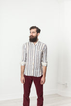 Load image into Gallery viewer, Linen Western Shirt in Beige/Blue