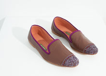 Load image into Gallery viewer, Bizi Cap Toe Loafer in Rose/Aubergine